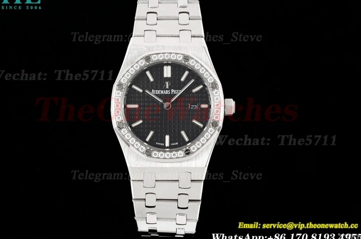 Swiss 33mm SS SS Quartz Black Ladies Oak Dial 8F Royal 0227